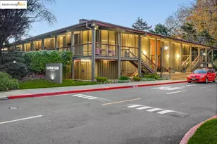 7 Commodore Dr, Emeryville, CA 94608 - Photo 19