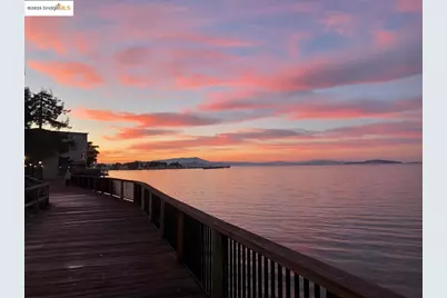 7 Commodore Drive #A460, Emeryville, CA 94608 - Photo 35