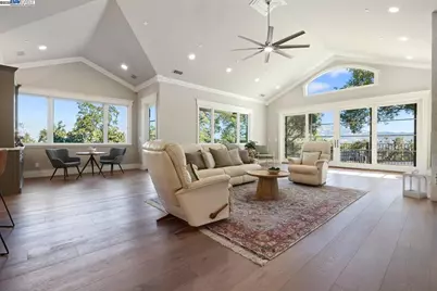 700 Clipper Hill, Danville, CA 94526 - Photo 11