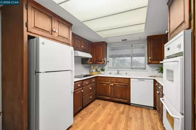 1867 Toyon Dr, Concord, CA 94520 - Photo 13