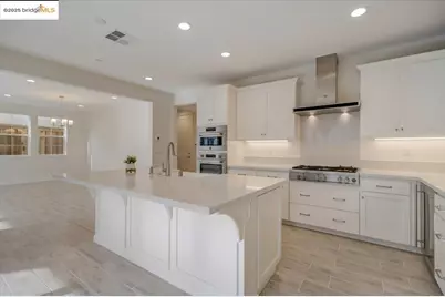 104 Laurel Oak Dr, Pleasant Hill, CA 94523 - Photo 17