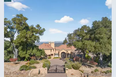 311 Santa Rosa Dr, Los Gatos, CA 95032 - Photo 1