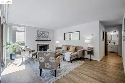 2700 Le Conte Ave #301, Berkeley, CA 94709 - Photo 3