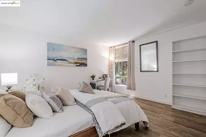 2700 Le Conte Ave #301, Berkeley, CA 94709 - Photo 13