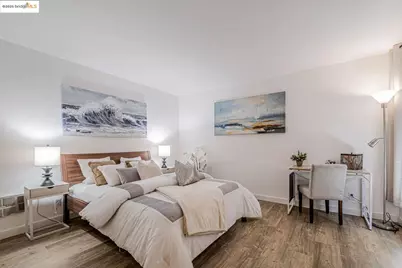 2700 Le Conte Ave #301, Berkeley, CA 94709 - Photo 11