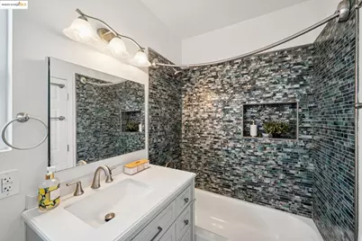 1420 33rd St, Oakland, CA 94602 - Photo 31