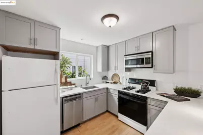 1420 33rd St, Oakland, CA 94602 - Photo 17