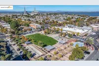 88 6th St #215, Pittsburg, CA 94565 - Photo 35