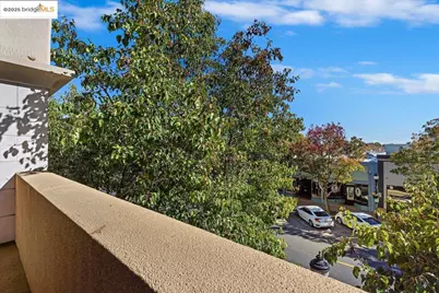 88 6th St #215, Pittsburg, CA 94565 - Photo 17