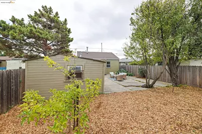 1565 Fir Ave, Ashland, CA 94578 - Photo 33