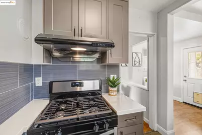 1565 Fir Ave, Ashland, CA 94578 - Photo 19