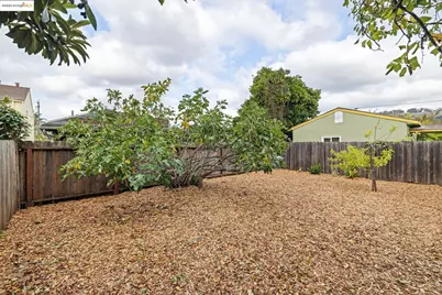 1565 Fir Ave, Ashland, CA 94578 - Photo 31