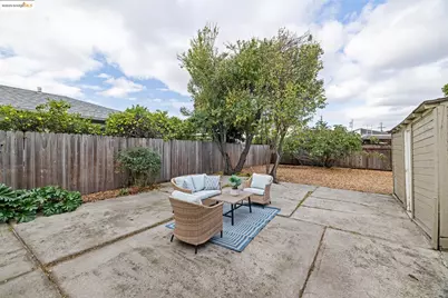 1565 Fir Ave, Ashland, CA 94578 - Photo 29
