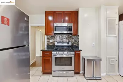 5230 Hillen Dr, Oakland, CA 94619 - Photo 13