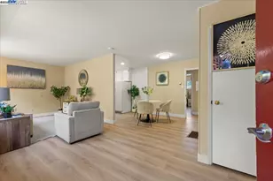 5838 Nottingham Dr, Oakland, CA 94611 - Photo 3