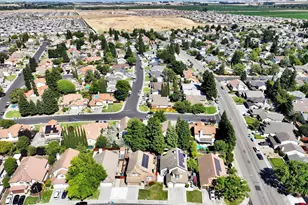 913 Cedar Brook Ln, Vacaville, CA 95687 - Photo 49