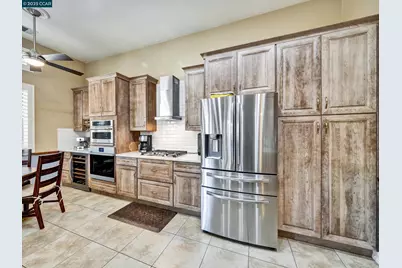 913 Cedar Brook Ln, Vacaville, CA 95687 - Photo 11