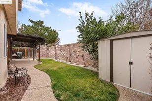 1974 Paradise Valley Ct, Tracy, CA 95376 - Photo 25