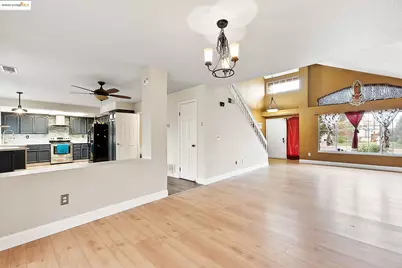 1974 Paradise Valley Ct, Tracy, CA 95376 - Photo 7