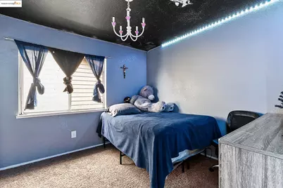 1974 Paradise Valley Ct, Tracy, CA 95376 - Photo 21