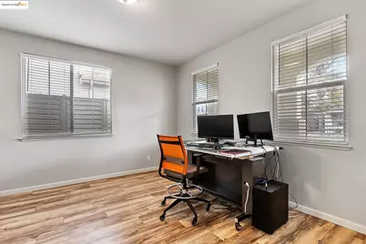 6851 New Melones Cir, Discovery Bay, CA 94505 - Photo 19