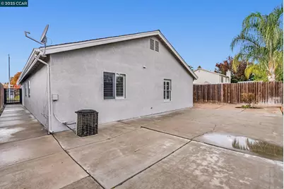 432 Red Robin Dr, Patterson, CA 95363 - Photo 45