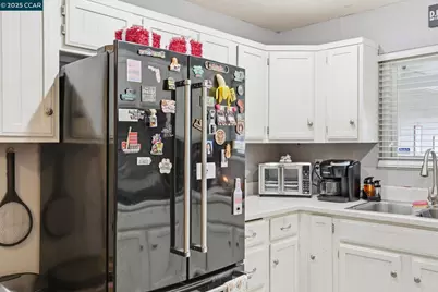 213 Markham Avenue, Vacaville, CA 95688 - Photo 9