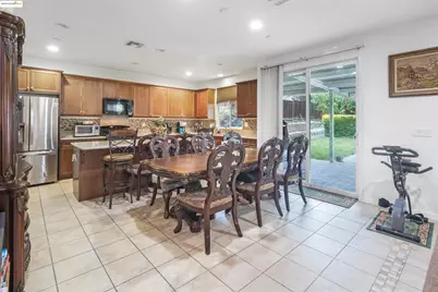 4586 Donegal Way, Antioch, CA 94531 - Photo 5