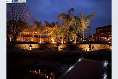 1050 Clear Lake Dr, Oakley, CA 94561 - Photo 47