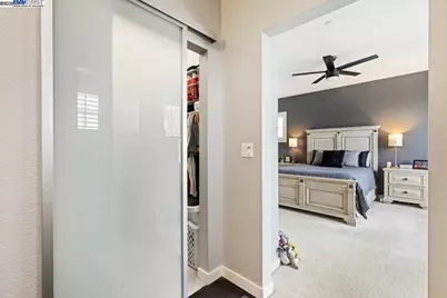 1050 Clear Lake Dr, Oakley, CA 94561 - Photo 35