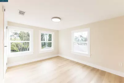 3500 66th Ave, Oakland, CA 94605 - Photo 19