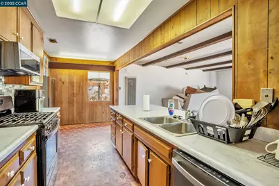 1316 Lincoln St, Fairfield, CA 94533 - Photo 13