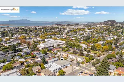 1728 Curtis St, Berkeley, CA 94702 - Photo 17