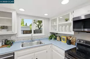 37 Miramonte Dr, Moraga, CA 94556 - Photo 7