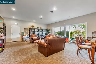 37 Miramonte Dr, Moraga, CA 94556 - Photo 33