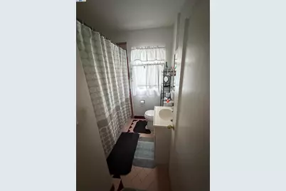 2014 100th  Ave, Oakland, CA 94603 - Photo 17