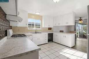 931 N Camino Alto Dr, Vallejo, CA 94589 - Photo 17