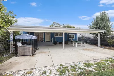 2036 Brookside Dr, San Pablo, CA 94806 - Photo 17