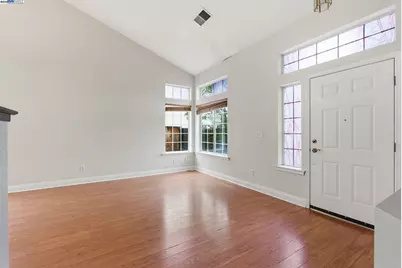 2337 Woodhill Dr, Pittsburg, CA 94565 - Photo 9