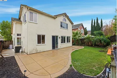 2337 Woodhill Dr, Pittsburg, CA 94565 - Photo 33