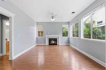 2337 Woodhill Dr, Pittsburg, CA 94565 - Photo 13