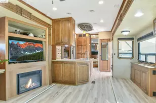 23701 Marsh Creek Rd, Brentwood, CA 94513 - Photo 29