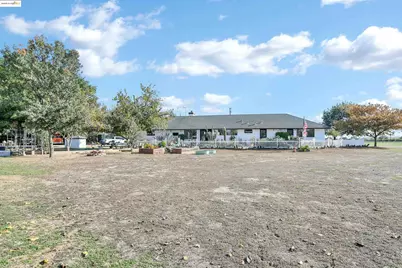 23701 Marsh Creek Rd, Brentwood, CA 94513 - Photo 23