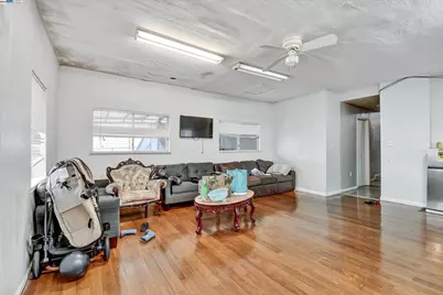 1506 52nd Ave, Oakland, CA 94601 - Photo 9