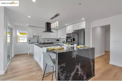 1642 Dune Point Ct, Discovery Bay, CA 94505 - Photo 7