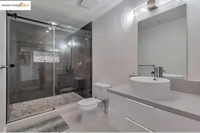 1642 Dune Point Ct, Discovery Bay, CA 94505 - Photo 23