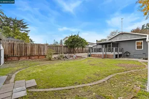 31 Adelaide Dr, Martinez, CA 94553 - Photo 27