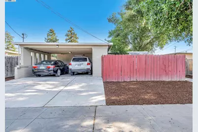 1385 Lambaren Ave, Livermore, CA 94551 - Photo 1