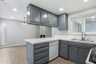 1728- 1730 Silver Creek Circle, Stockton, CA 95207 - Photo 11