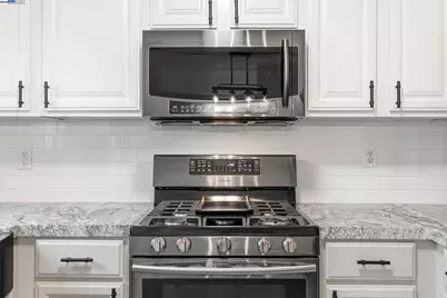 801 Nash Rd #G4, Hollister, CA 95023 - Photo 17